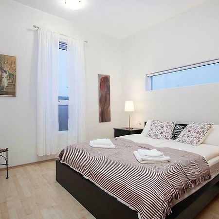 Cozy 3 Bedroom House Near The Blue Lagoon Njarthvik Ngoại thất bức ảnh